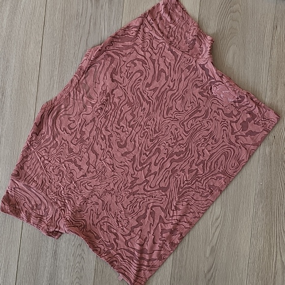 Lululemon Cates Tee Veil Sheer In Spiced Chai, Med *Holes - Read* - Picture 9 of 15